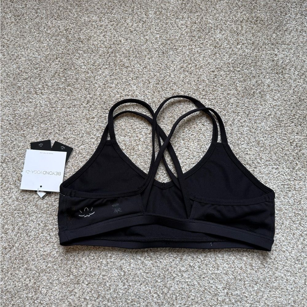 Beyond Yoga Sports Bra - Picture 4 of 5